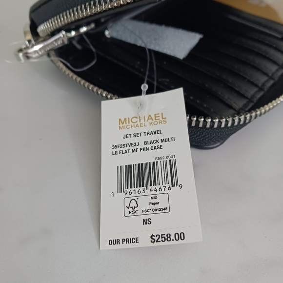 Michael Kors Jet Set Travel Large Flat Wallet, Wristlet & Phone Case - Picture 3 of 6